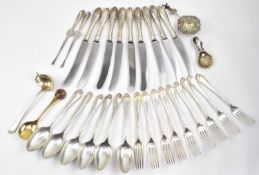 TWENTY-NINE PIECES OF GERMAN 800 SILVER FLATWARES AND OTHERS