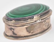 A HALLMARKED SILVER PILL BOX WITH MALACHITE LID