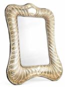 A HALLMARKED SILVER EASEL BACK PHOTOGRAPH / PICTURE FRAME