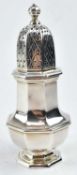 A GEORGE V HALLMARKED SILVER SUGAR SIFTER / SHAKER