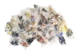 STAR WARS - HASBRO / KENNER - COMPLETE ACTION FIGURES