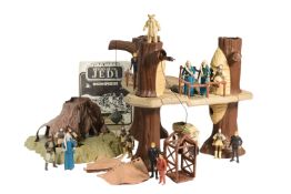 STAR WARS - COLLECTION OF VINTAGE ACTION FIGURES & PLAYSETS