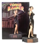 TOMB RAIDER - VARNER STUDIOS FIGURINE OF LARA CROFT