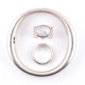 TWO DESIGNER HALLMARKED SILVER RINGS & SILVER BANGLE