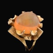 18CT GOLD MEXICAN OPAL RING