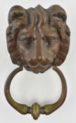 VICTORIAN 19TH CENTURY BRASS DOOR KNOCKER IN FORM OF A LION