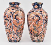 PAIR OF JAPANESE MEIJI PERIOD IMARI PORCELAIN VASES