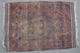 EARLY 20TH CENTURY PERSIAN SHIRAZ RUG