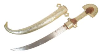EARLY 20TH CENTURY MOROCCAN KOUMMYA DAGGER