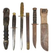 COLLECTION OF ASSORTED VINTAGE KNIVES