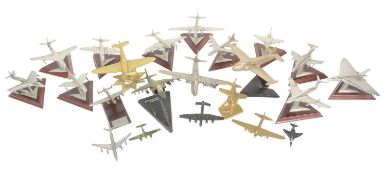 COLLECTION OF MILITARY MODEL AIRCRAFTS