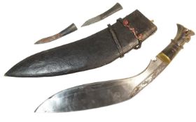 VINTAGE NEPALESE KUKRI KNIFE WITH ETCHED BLADE