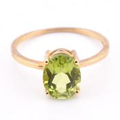 HALLMARKED 9CT GOLD & CHANGBAI PERIDOT RING