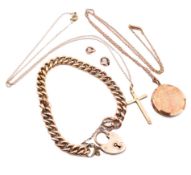 COLLECTION OF EARLY 20TH CENTURY JEWELLERY