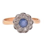 1920S SAPPHIRE & DIAMOND CLUSTER RING