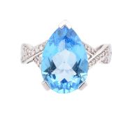 HALLMARKED 9CT GOLD TOPAZ & DIAMOND DRESS RING