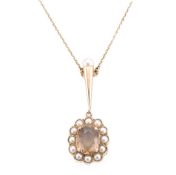 HALLMARKED 9CT GOLD CITRINE & PEARL PENDANT NECKLACE