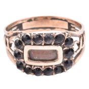 19TH CENTURY GEORGIAN PASTE MOURNING LOCKET RING