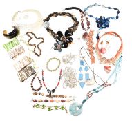 LARGE COLLECTION OF GEM SET JEWELLERY