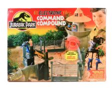 JURASSIC PARK - VINTAGE KENNER JURASSIC PARK COMMAND COMPOUND