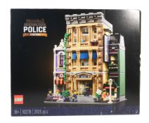 LEGO - CREATOR EXPERT - 10278 - MODULAR POLICE STATION