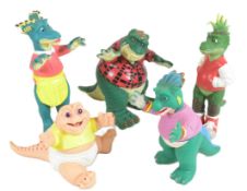 THE SINCLAIR DINOSAUR SHOW - X5 VINTAGE DISNEY ACTION FIGURES
