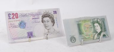 COLLECTION OF BRITISH UNCIRCULATED BANKNOTES