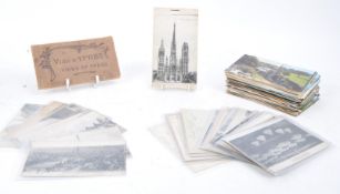 COLLECTION OF EARLY TO LATE 20TH CENTURY BRITISH AND FOREIGN POSTCARDS