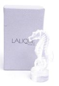 RENE LALIQUE (1860-1945) - 'HIPPOCAMPE' SEAHORSE GLASS PAPERWEIGHT