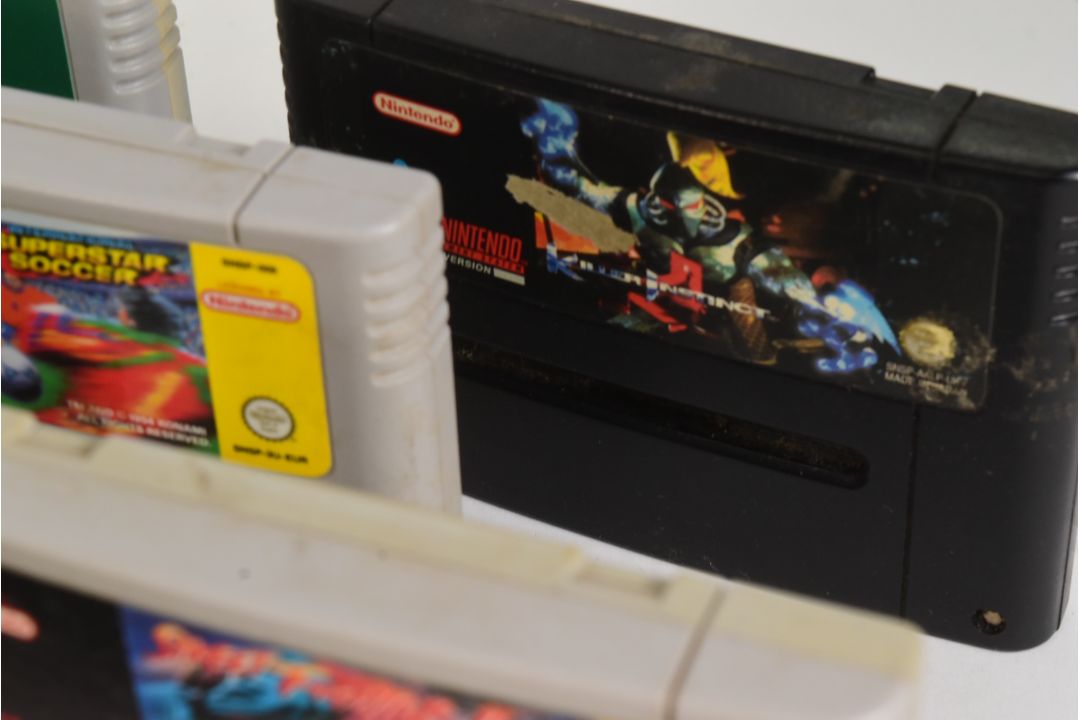 RETRO GAMING - VINTAGE SUPER NINTENDO BUNDLE - Image 11 of 13