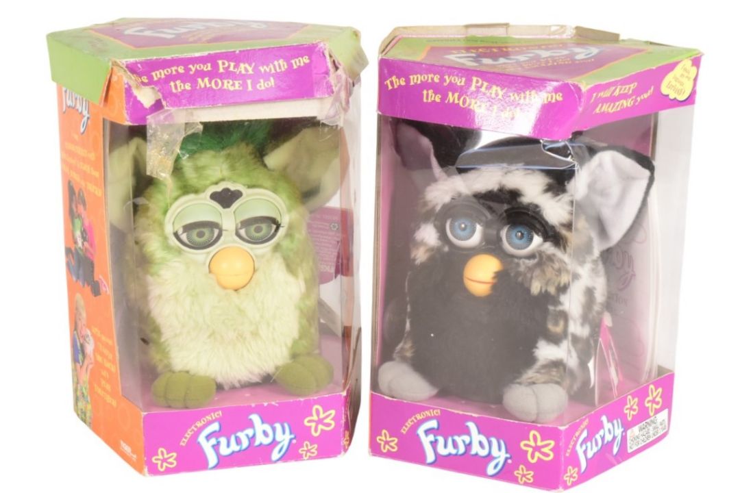 FURBIES - X2 VINTAGE HASBRO FURBY ELECTRONIC TOYS - Image 1 of 5