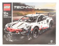 LEGO - TECHNIC - 42096 - PORSCHE 911 RSR