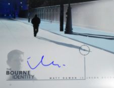 MATT DAMON - THE BOURNE IDENTITY - SIGNED 8X10