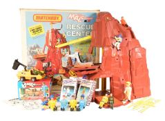RETRO TOYS - VINTAGE MATCHBOX MOBILE ACTION COMMAND RESCUE CENTRE