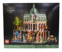 LEGO - MODULAR BUILDING COLLECTION - 10297 - BOUTIQUE HOTEL