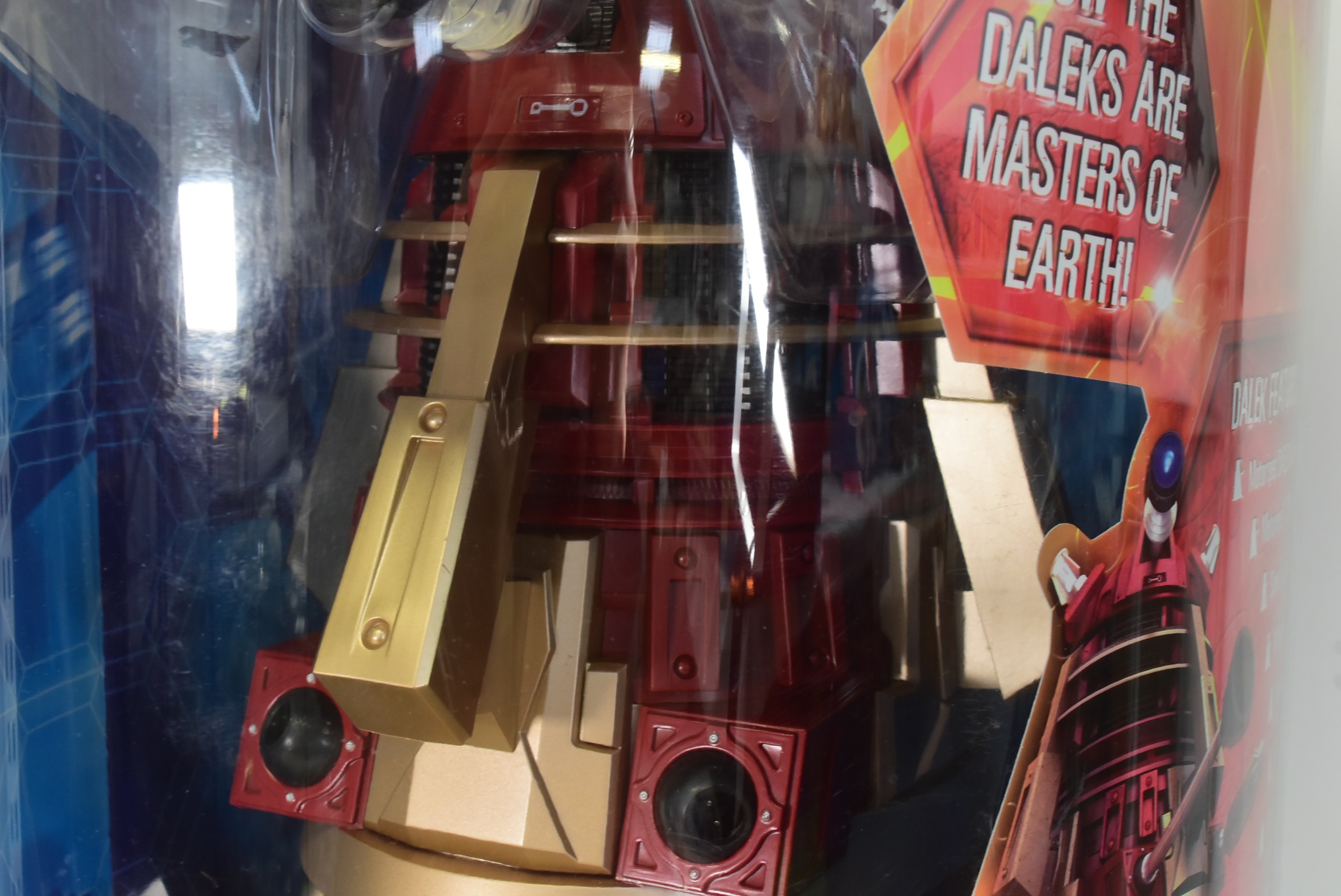 DOCTOR WHO - RADIO CONTROLLED SUPREME DALEK - Image 6 of 6