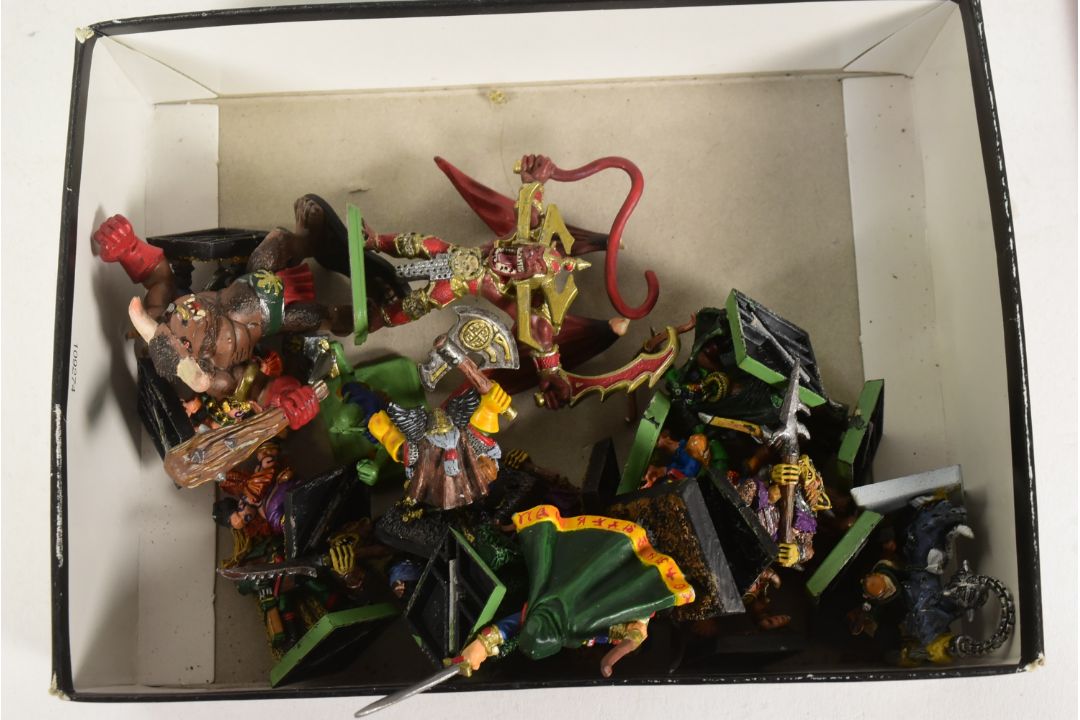 WARHAMMER - VINTAGE GAMES WORKSHOP WARHAMMER QUEST BOARDGAME - Image 8 of 9