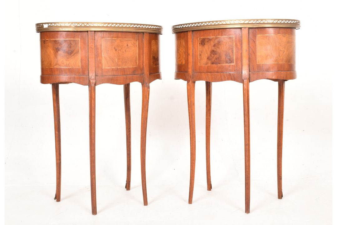 PAIR OF FRENCH LOUIS XVI STYLE BURR WALNUT KIDNEY BEDSIDES - Image 6 of 6