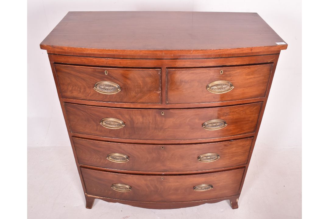 GEORGE III 19TH CENTURY MAHOGANY BOW FRONT CHEST OF DRAWERS - Image 2 of 7