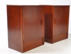 AUSTINSUITE - A TRUE PAIR OF VINTAGE 20TH CENTURY MAHOGANY BEDSIDE CABINETS