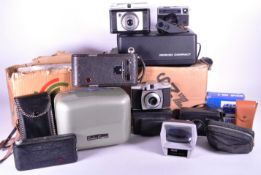 COLLECTION OF VINTAGE 20TH CENTURY CAMERAS / VIDEO EQUIPMENT