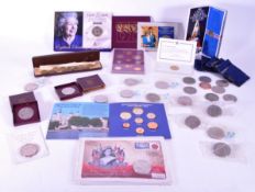 COLLECTION OF 20TH CENTURY BRITISH COMMEMORATIVE COINS