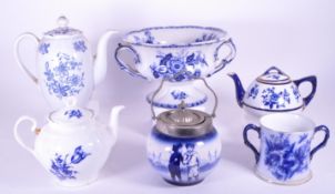 COLLECTION OF 20TH CENTURY PORCELAIN AND CERAMIC DINNER WARE