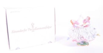 SITZENDORF - 20TH CENTURY PORCELAIN TWO LADY DANCERS FIGURINE