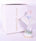 SITZENDORFER PORZELLAN - 20TH CENTURY PORCELAIN DANCER LADY FIGURE
