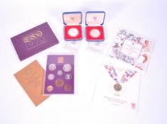 COLLECTION OF VINTAGE 20TH CENTURY COINS