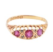 EDWARDIAN HALLMARKED 18CT GOLD RUBY & DIAMOND BOAT RING