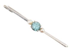EARLY 20TH CENTURY 9CT WHITE GOLD ZIRCON & PEARL BAR BROOCH PIN