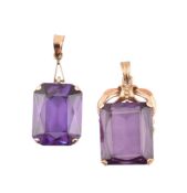 TWO 14CT GOLD & COLOUR-CHANGE SAPPHIRE NECKLACE PENDANTS