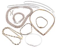 COLLECTION OF SILVER JEWELLERY